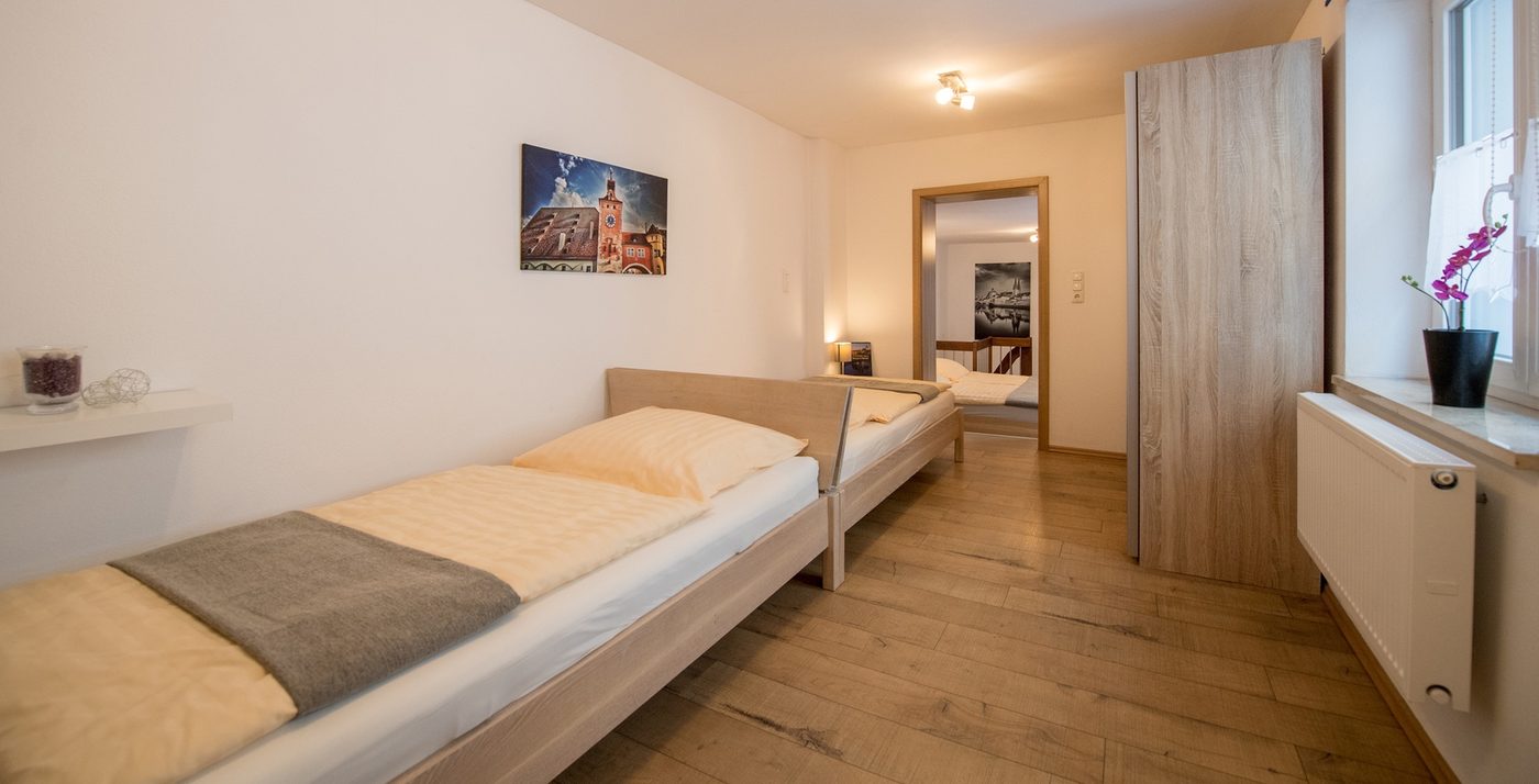 Schlafzimmer mit Einzelbetten